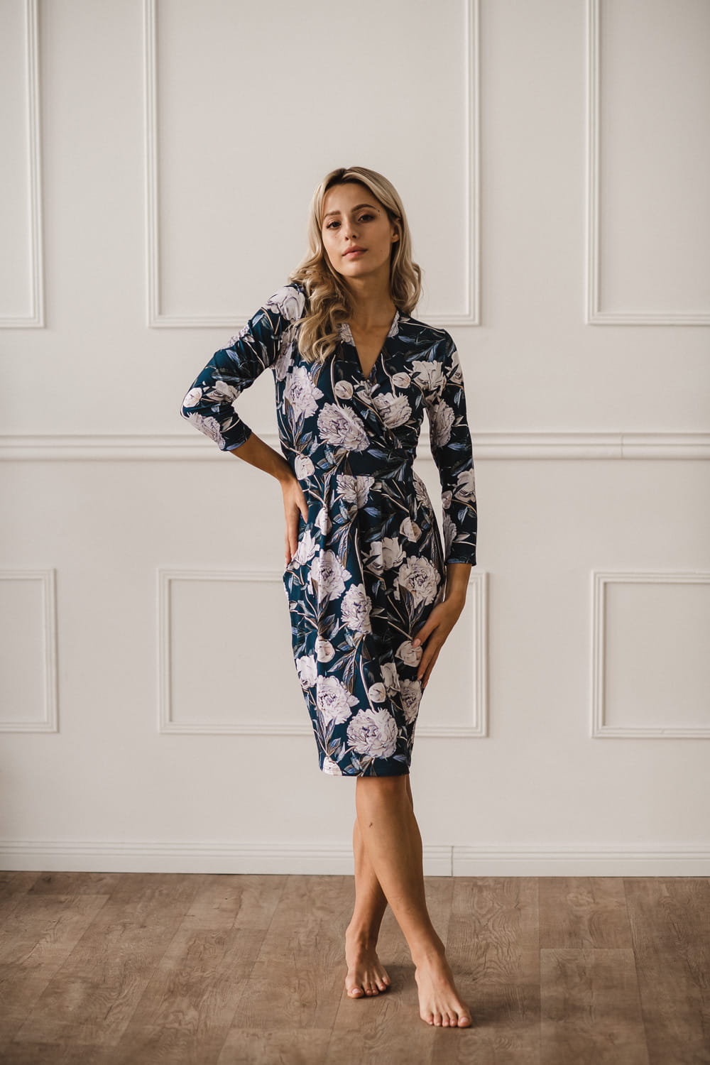 Plissiertes Stillkleid blau